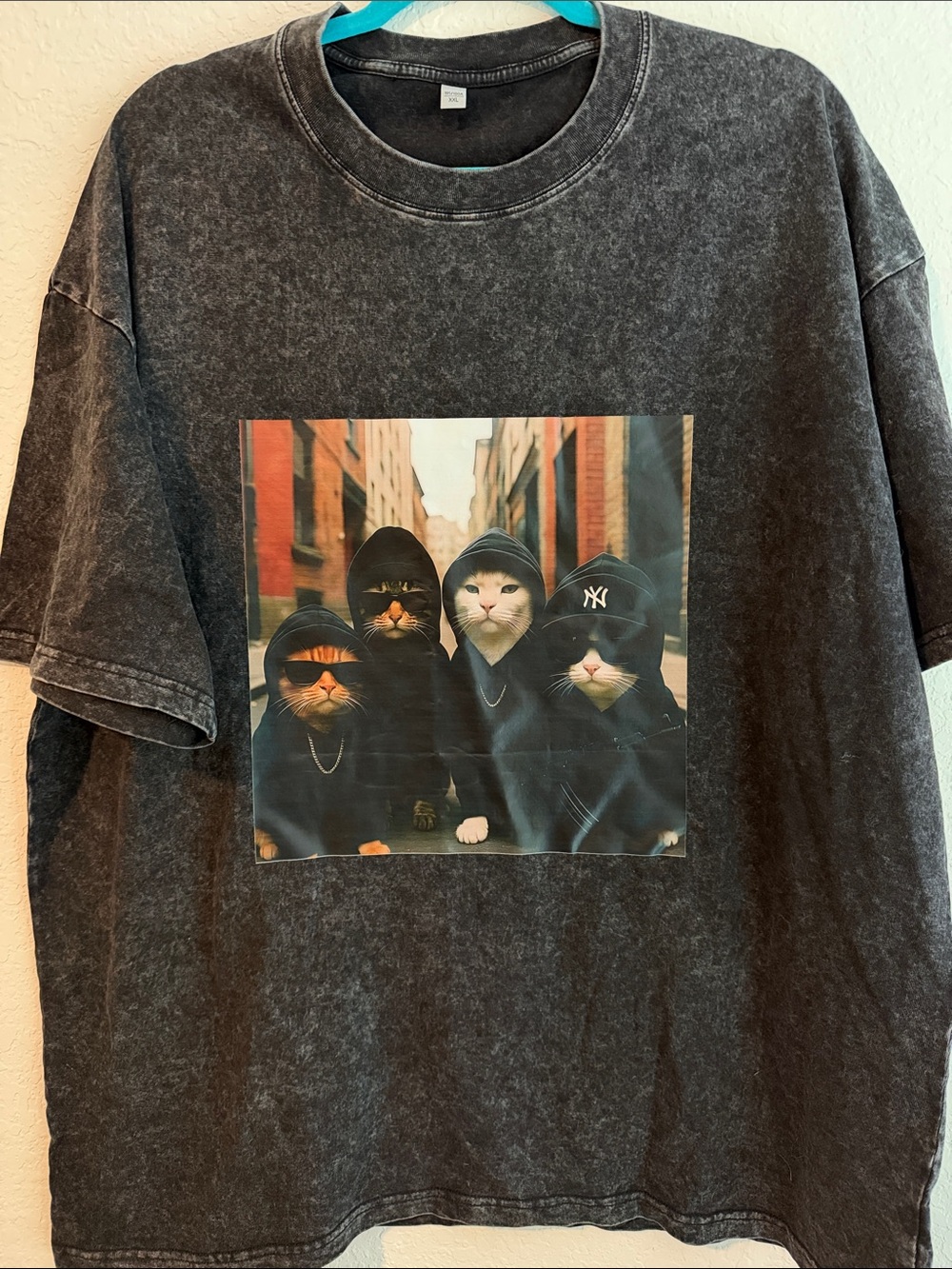 Men's Short Sleeve Tee with NY Cat Print